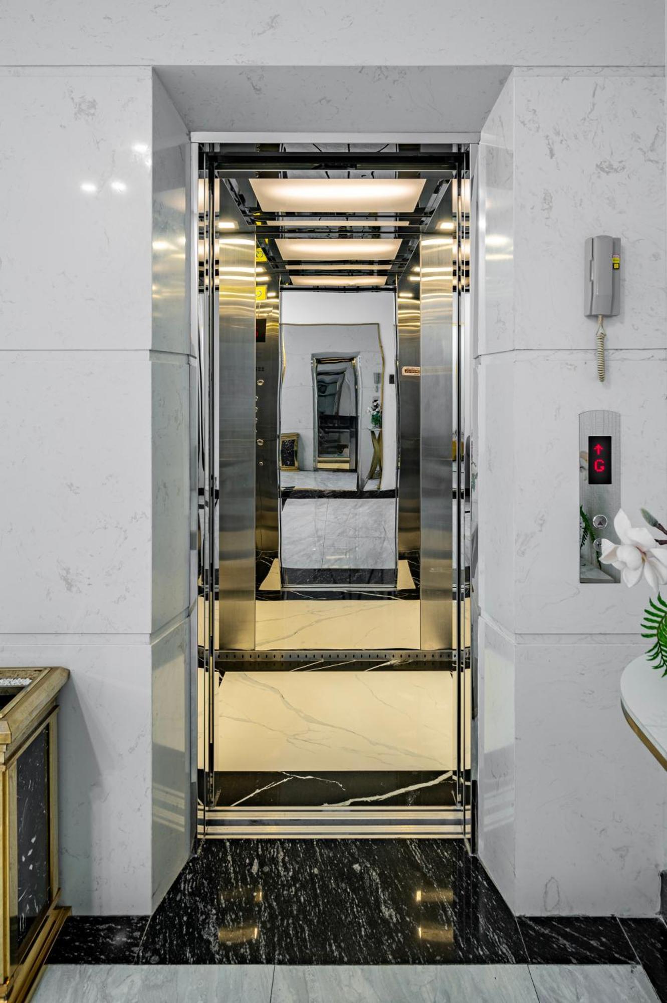 Net Viet Hotel Vincom ソクチャン エクステリア 写真